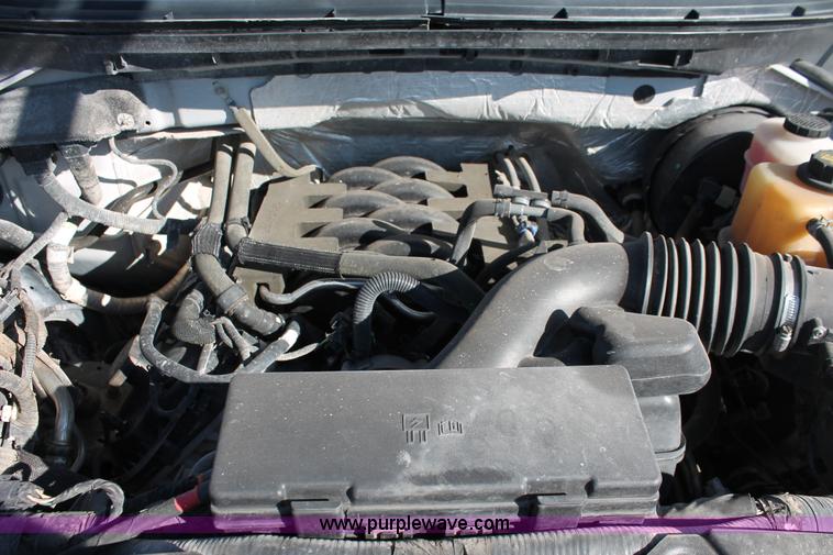 image for item H8083 2011 Ford F150 XLT SuperCrew pickup truck