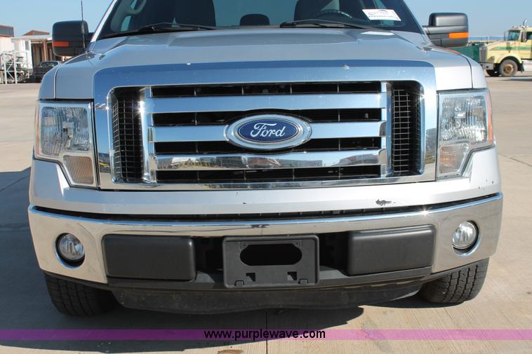 image for item H8083 2011 Ford F150 XLT SuperCrew pickup truck