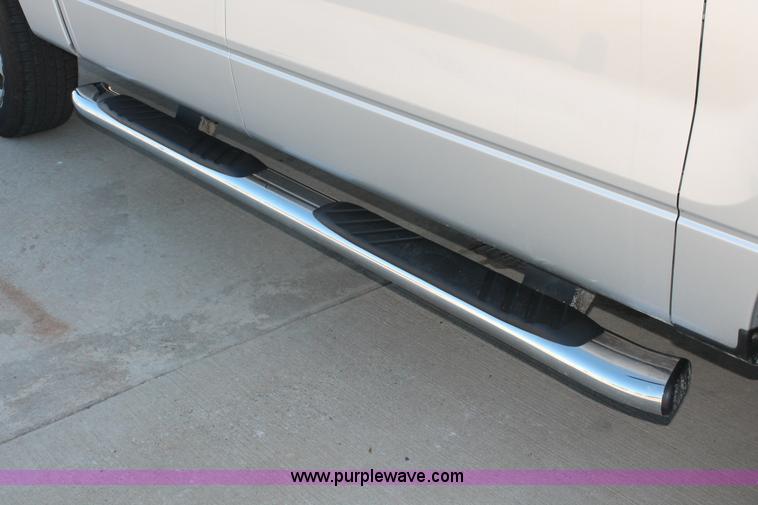 image for item H8083 2011 Ford F150 XLT SuperCrew pickup truck