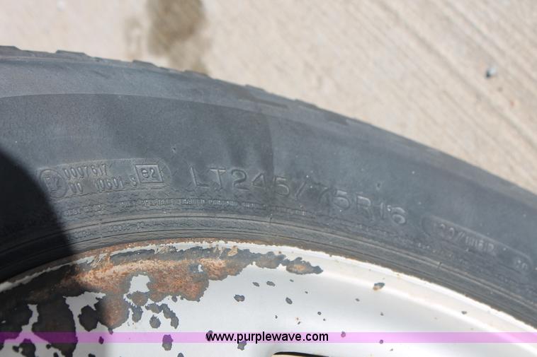 image for item H8085 2008 Chevrolet Silverado 2500HD Ext. Cab pickup truck