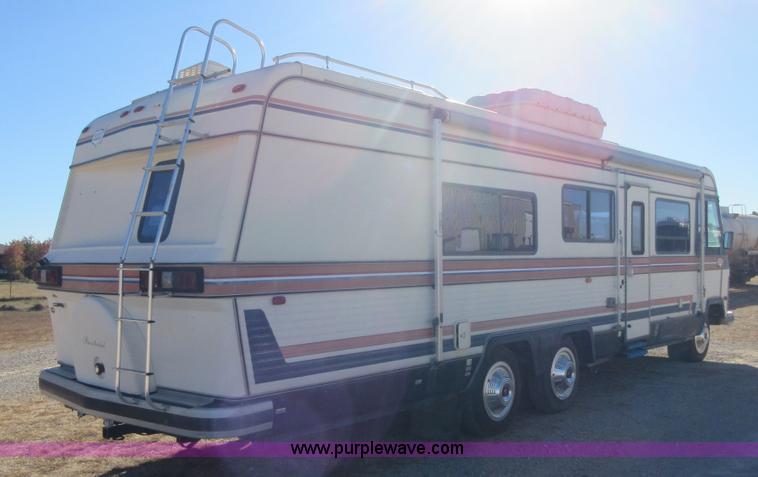 image for item I1910 1984 Chevrolet Holiday Rambler Presidental 33 RV