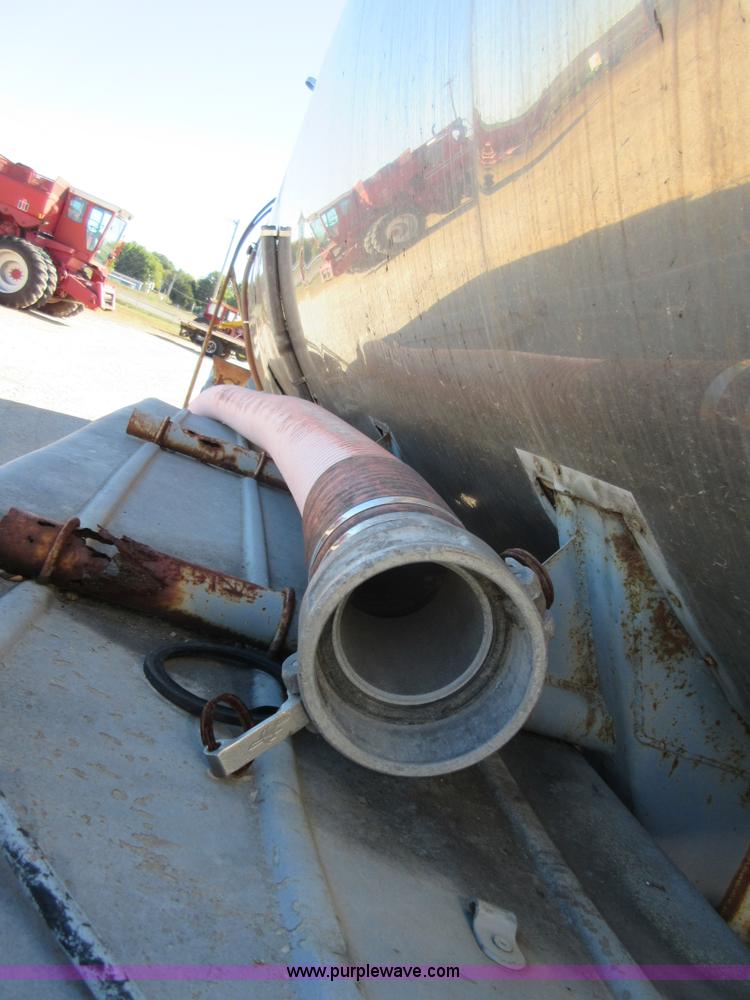 image for item I1924 1969 Moser tank trailer