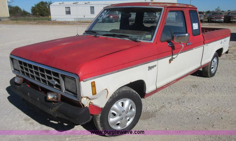 image for item I1926 1986 Ford Ranger SuperCab pickup truck