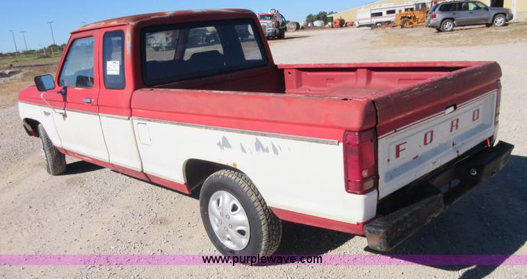 image for item I1926 1986 Ford Ranger SuperCab pickup truck