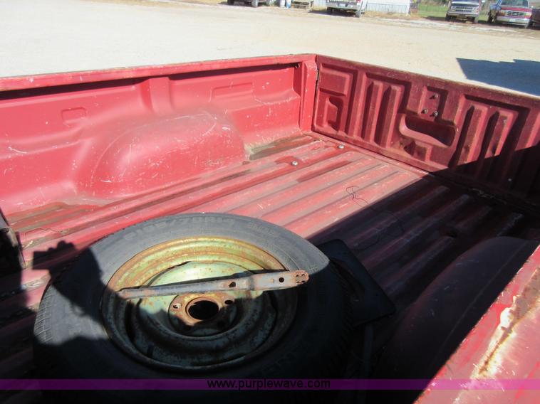 image for item I1926 1986 Ford Ranger SuperCab pickup truck