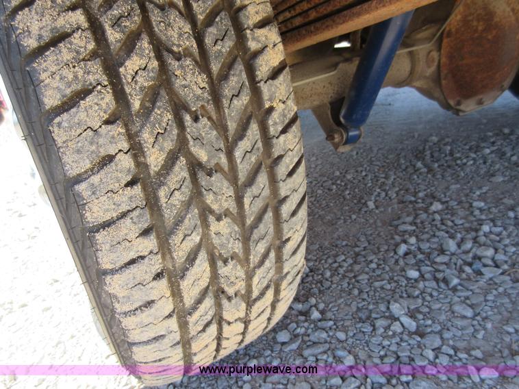 image for item I1926 1986 Ford Ranger SuperCab pickup truck