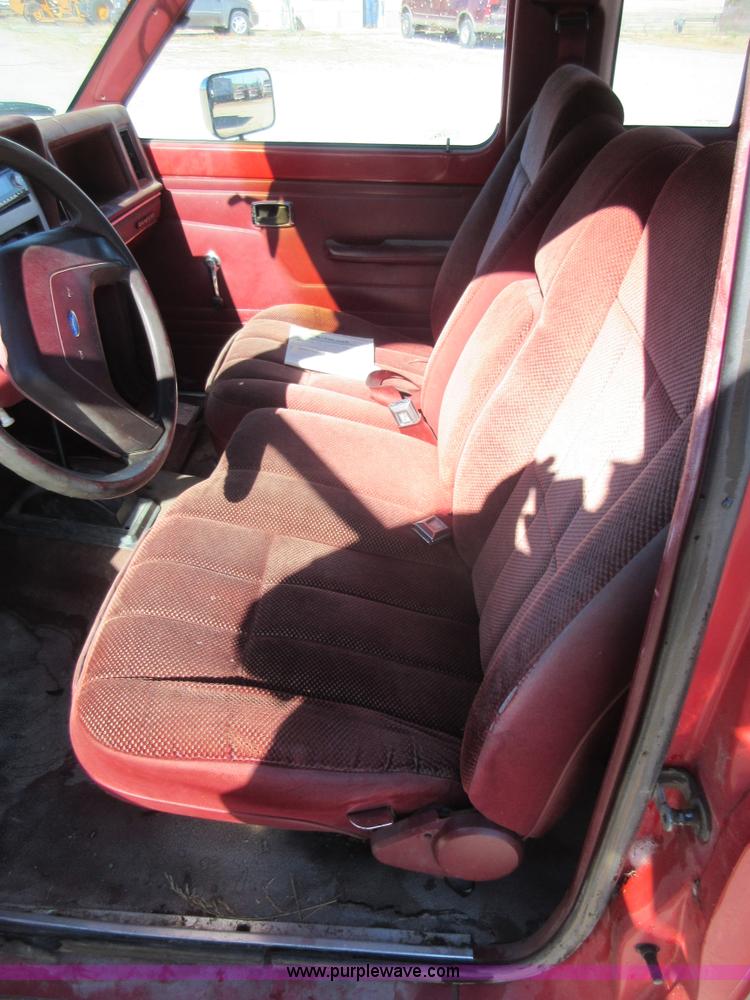 image for item I1926 1986 Ford Ranger SuperCab pickup truck