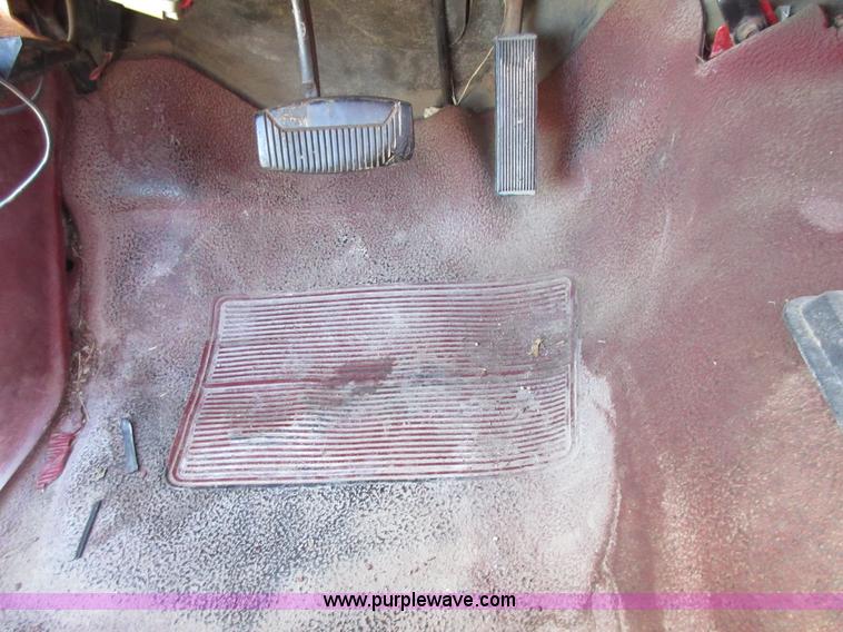 image for item I1926 1986 Ford Ranger SuperCab pickup truck