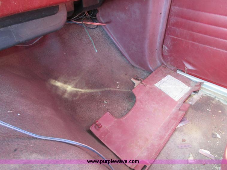 image for item I1926 1986 Ford Ranger SuperCab pickup truck