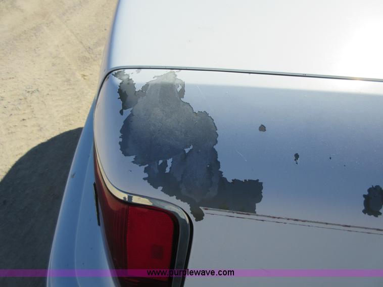 image for item I1928 1991 Lincoln Town Car Executive