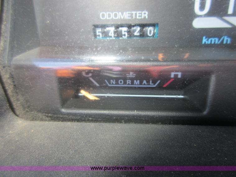 image for item I1928 1991 Lincoln Town Car Executive