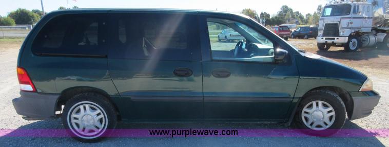 image for item I1929 2000 Ford Windstar van