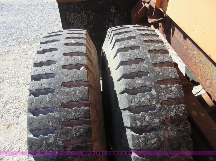 image for item I1931 1976 Chevrolet C60 feed truck