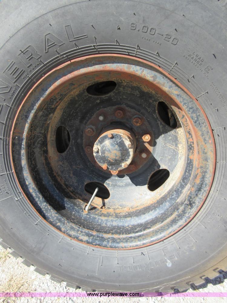 image for item I1931 1976 Chevrolet C60 feed truck