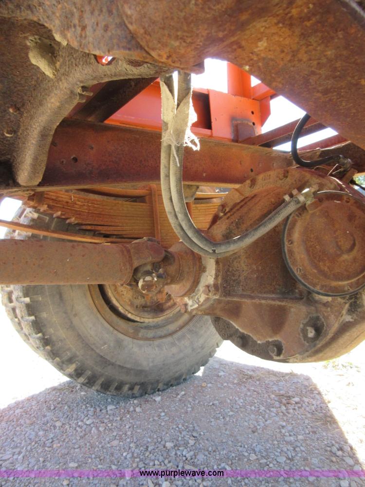 image for item I1931 1976 Chevrolet C60 feed truck