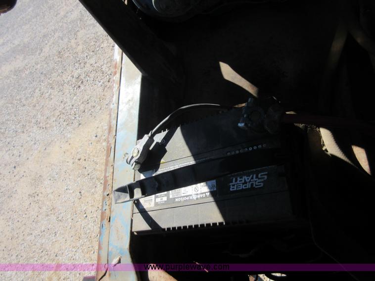 image for item I1931 1976 Chevrolet C60 feed truck