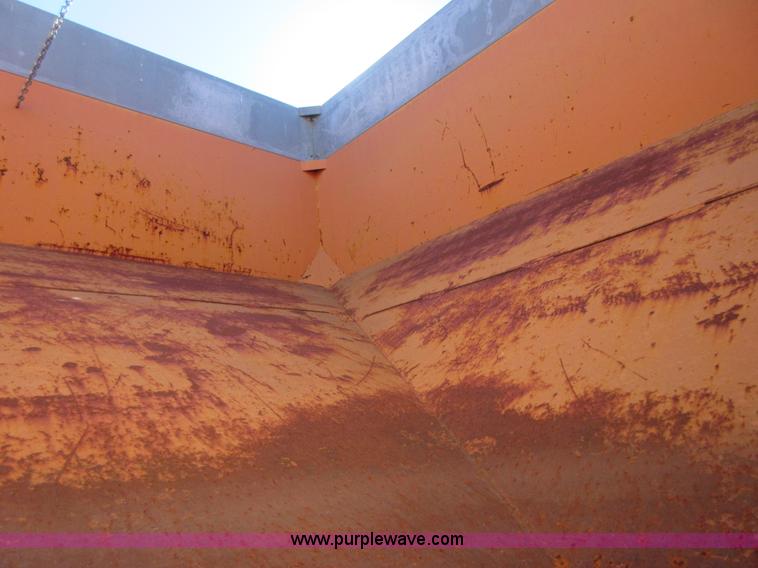 image for item I1931 1976 Chevrolet C60 feed truck