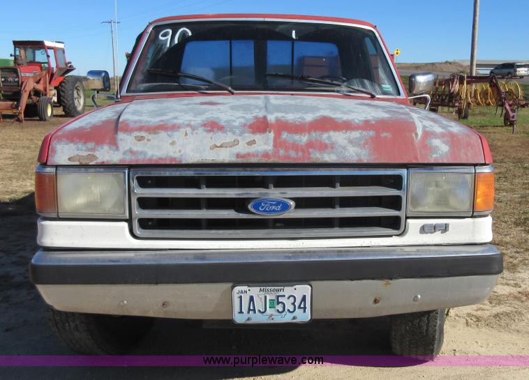 image for item I1932 1991 Ford F250 HD SuperCab pickup truck