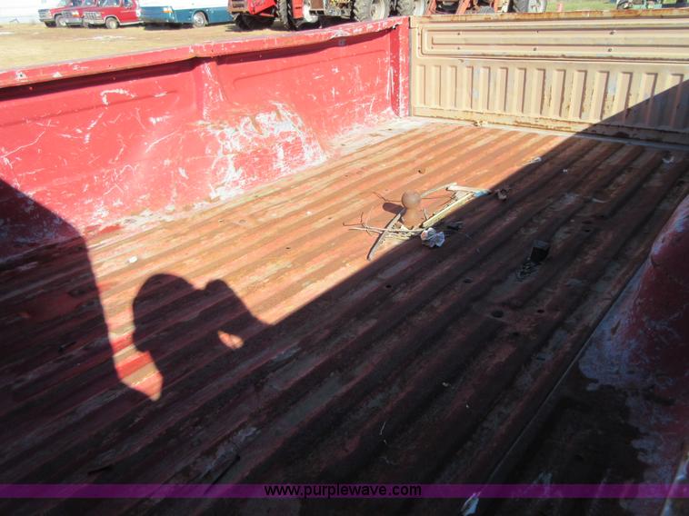 image for item I1932 1991 Ford F250 HD SuperCab pickup truck