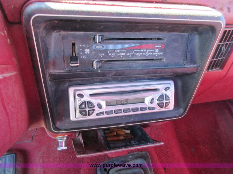 image for item I1932 1991 Ford F250 HD SuperCab pickup truck