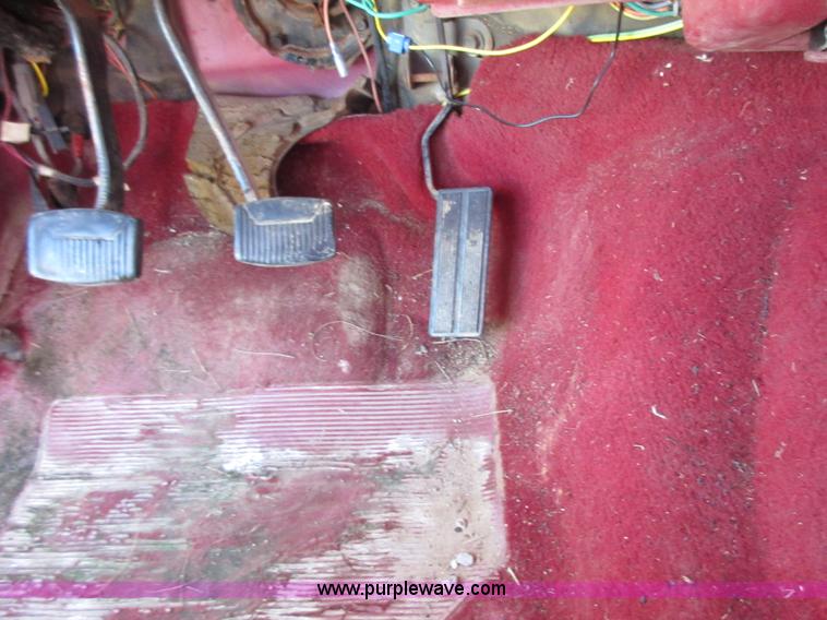 image for item I1932 1991 Ford F250 HD SuperCab pickup truck