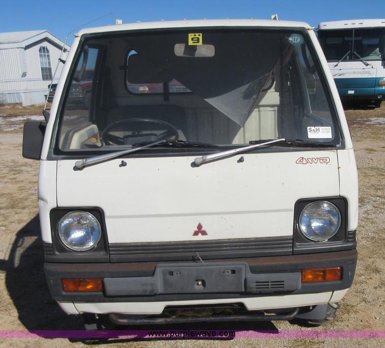 image for item I1933 Mitsubishi Super PX minicab truck