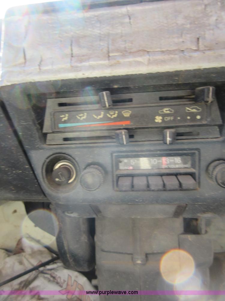 image for item I1933 Mitsubishi Super PX minicab truck