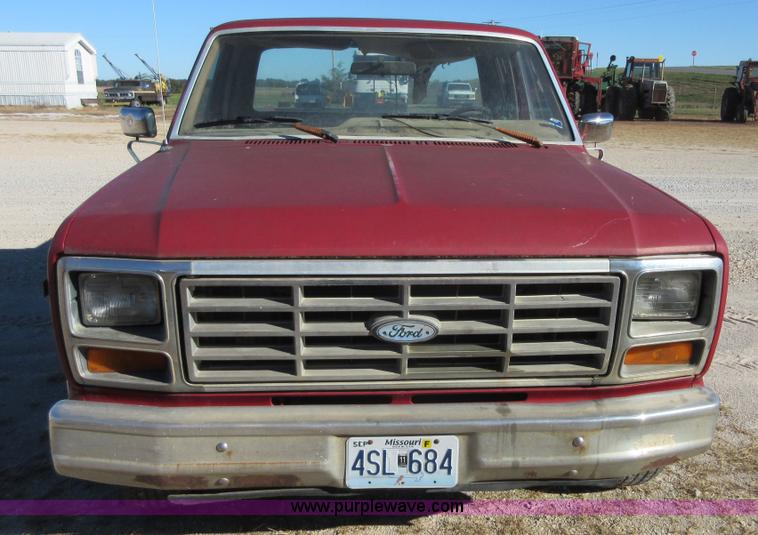 image for item I1935 1985 Ford F150 SuperCab pickup truck