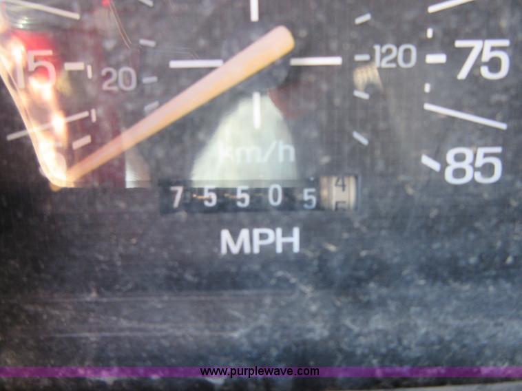 image for item I1935 1985 Ford F150 SuperCab pickup truck