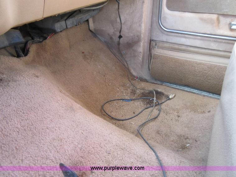 image for item I1935 1985 Ford F150 SuperCab pickup truck