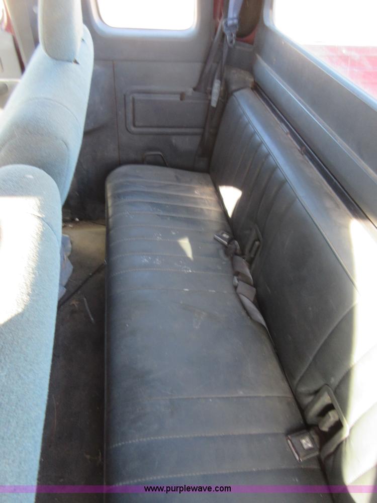 image for item I1936 1993 Ford F150 SuperCab pickup truck