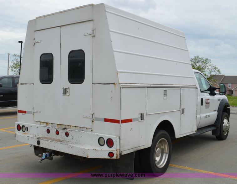 image for item I4532 2005 Ford F450 Super Duty SuperCab utility truck
