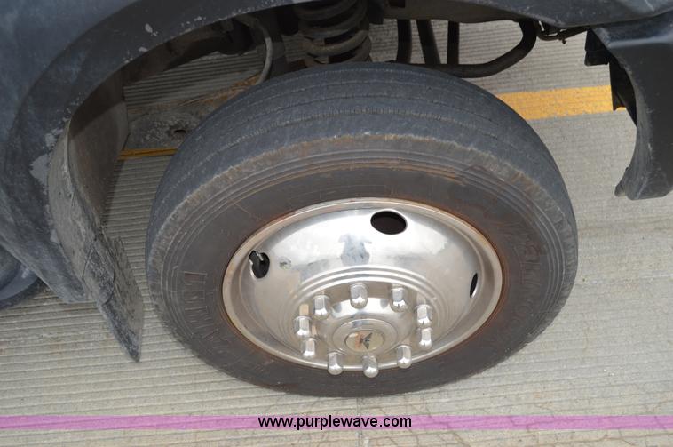 image for item I4532 2005 Ford F450 Super Duty SuperCab utility truck