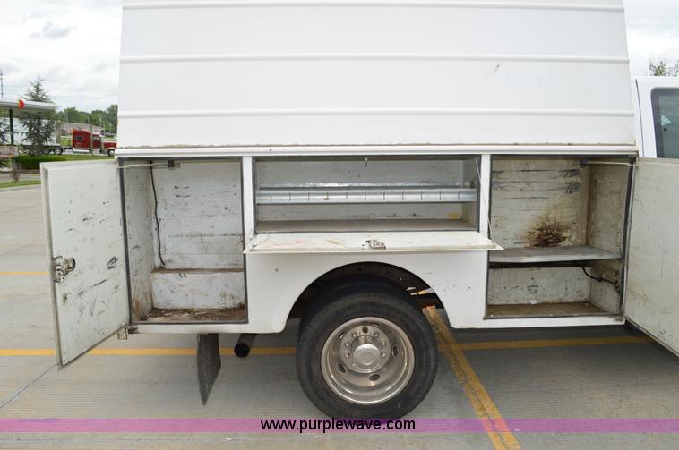 image for item I4532 2005 Ford F450 Super Duty SuperCab utility truck