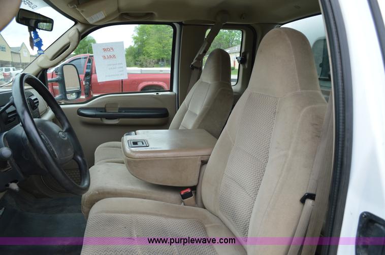 image for item I4532 2005 Ford F450 Super Duty SuperCab utility truck