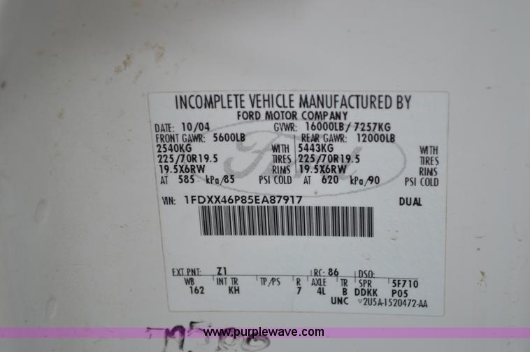 image for item I4532 2005 Ford F450 Super Duty SuperCab utility truck