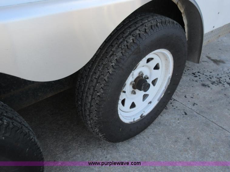 image for item I6327 2007 Doolittle enclosed cargo trailer