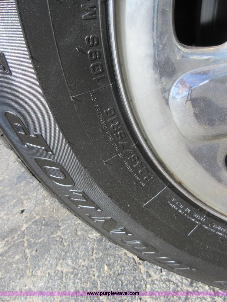 image for item I6328 2001 Dodge Ram 1500 pickup truck