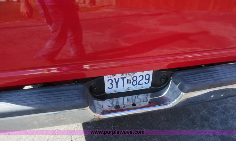 image for item I6328 2001 Dodge Ram 1500 pickup truck