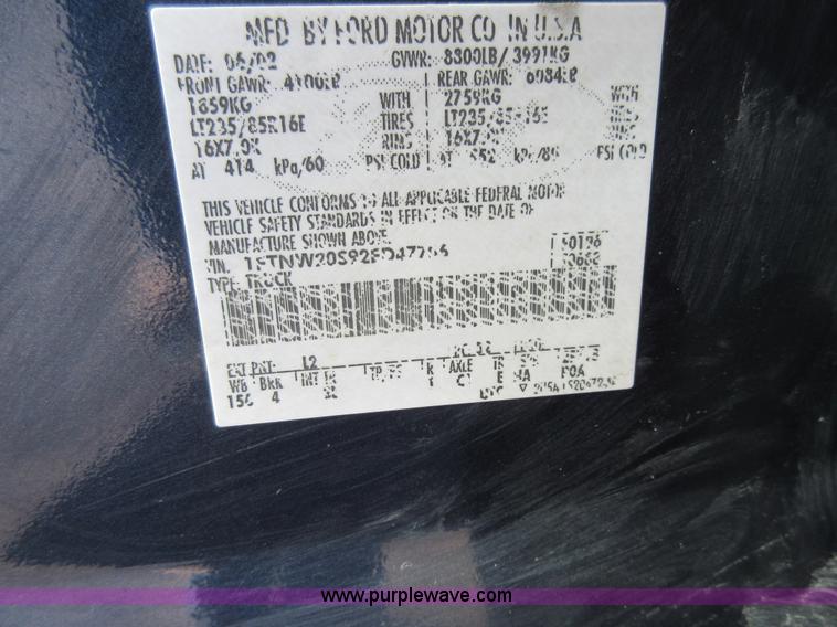 image for item I6329 2002 Ford F250 Super Duty Crew Cab pickup truck