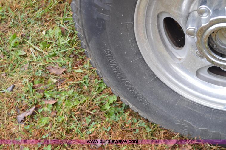 image for item I6364 2000 Ford Excursion XLT SUV