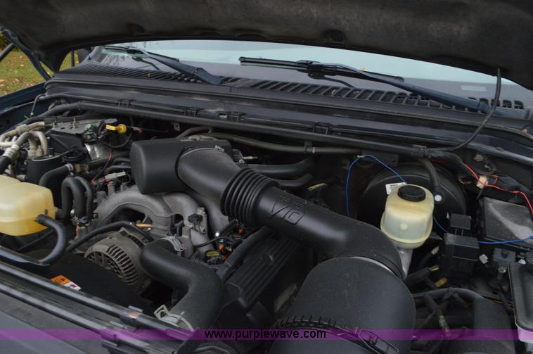 image for item I6364 2000 Ford Excursion XLT SUV