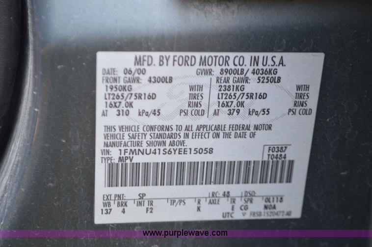 image for item I6364 2000 Ford Excursion XLT SUV