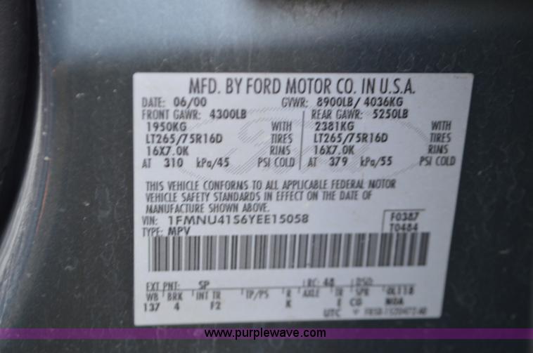 image for item I6364 2000 Ford Excursion XLT SUV