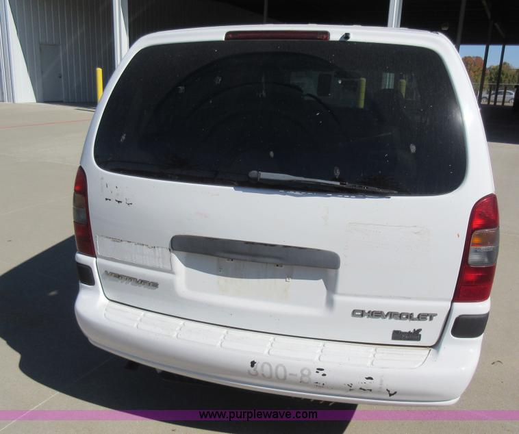 image for item I6386 2005 Chevrolet Venture Cargo van