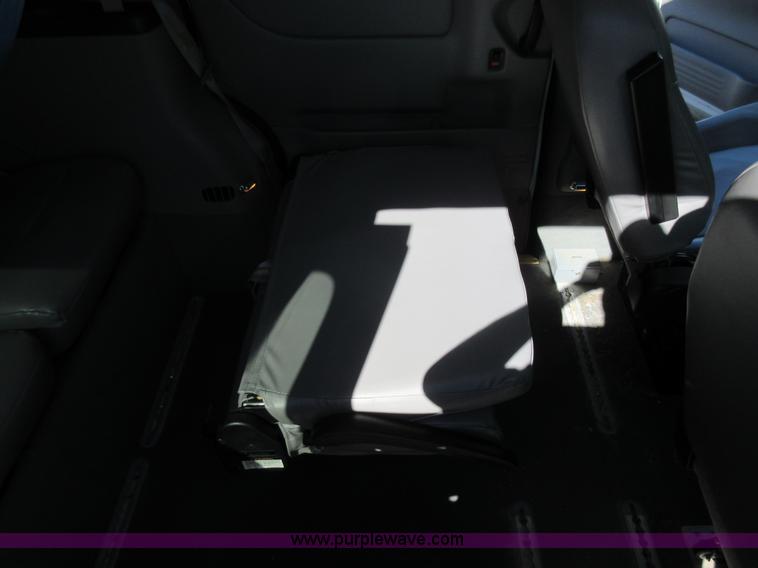 image for item I6386 2005 Chevrolet Venture Cargo van