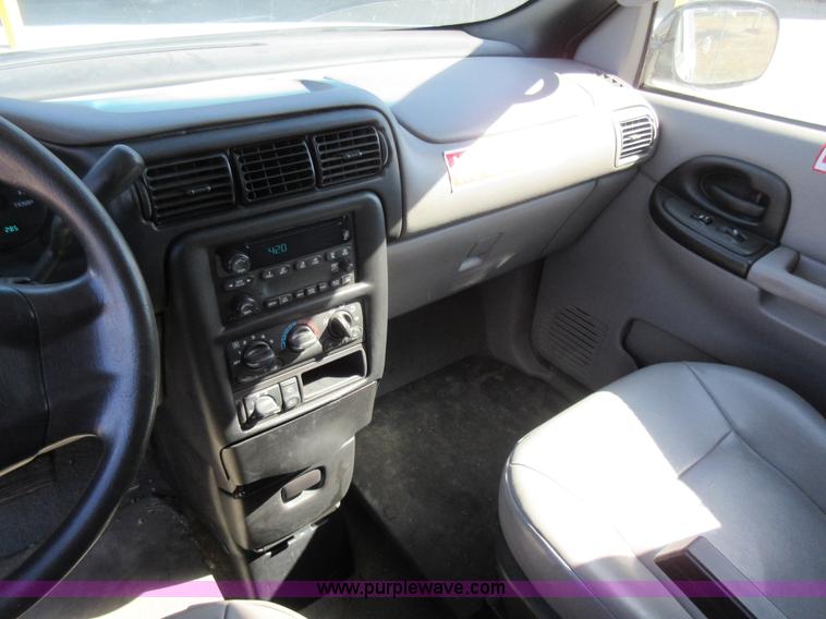 image for item I6386 2005 Chevrolet Venture Cargo van