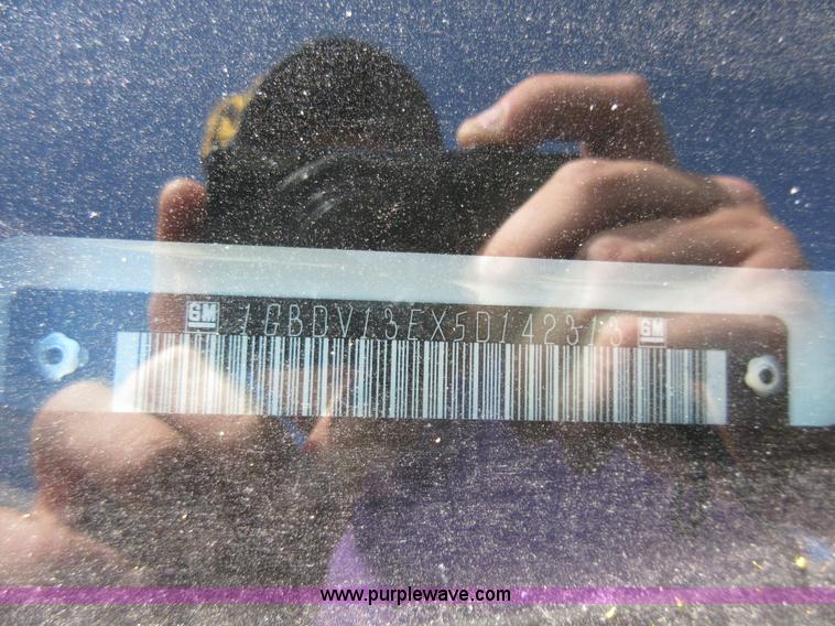 image for item I6386 2005 Chevrolet Venture Cargo van