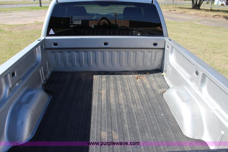 image for item J4306 2008 Chevrolet Silverado 1500 Ext. Cab pickup truck