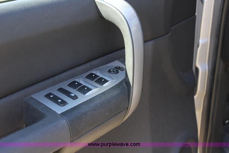 image for item J4306 2008 Chevrolet Silverado 1500 Ext. Cab pickup truck